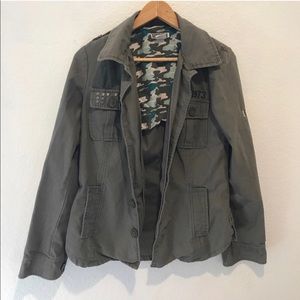 Billabong army jacket